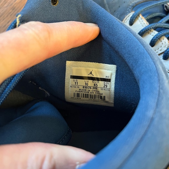 Nike Men's Air Jordan 1 Nouveau 'Dunk From Above' 11 - Picture 4 of 6